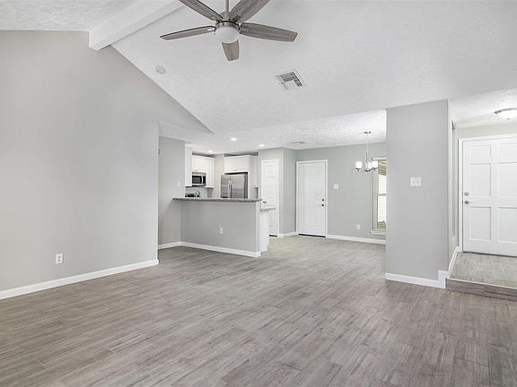 5th image of 317 Bayridge Dr