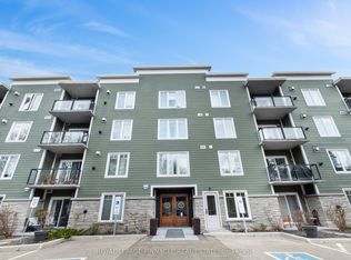 391 James St W #404, Gravenhurst, ON P1P0A5