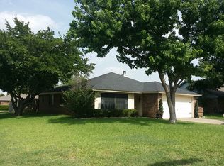 251 Indian Mound Ct, Fort Worth, TX 76108