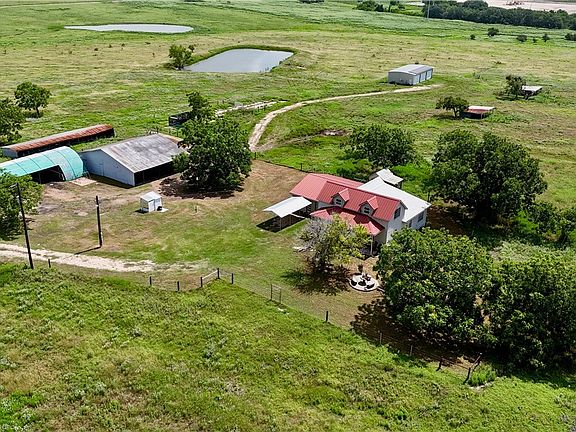 2nd image of 3901 State Highway 95 N