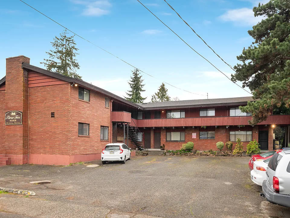 Smaller 9 Unit Complex