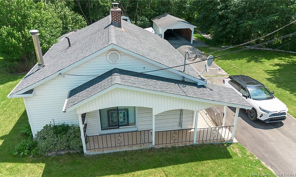 1st image of 816 Pleasant Dr