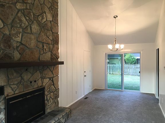3rd image of 201 Moorewood Ave