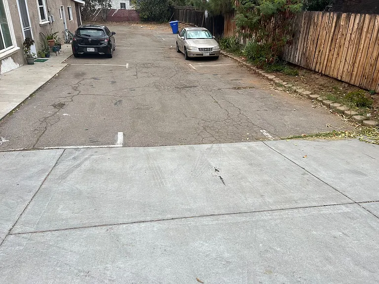 Julian Avenue 12652 (1 - 3) — Photo 28