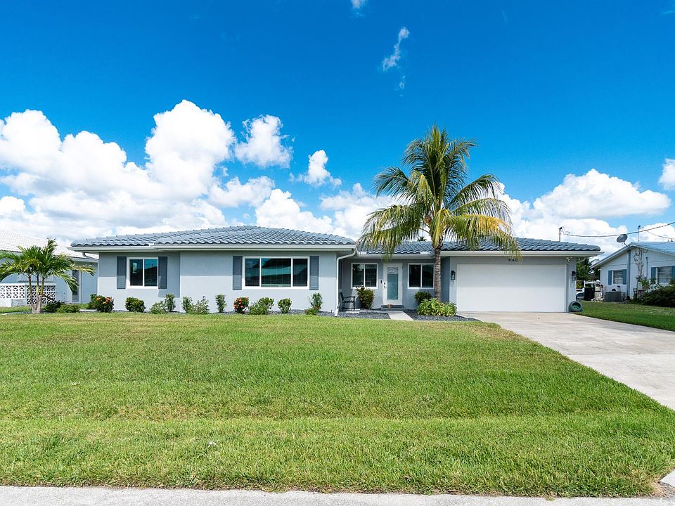 1st image of 440 Capri Isles Ct