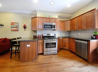 403 Adams St APT 2, Hoboken, NJ 07030