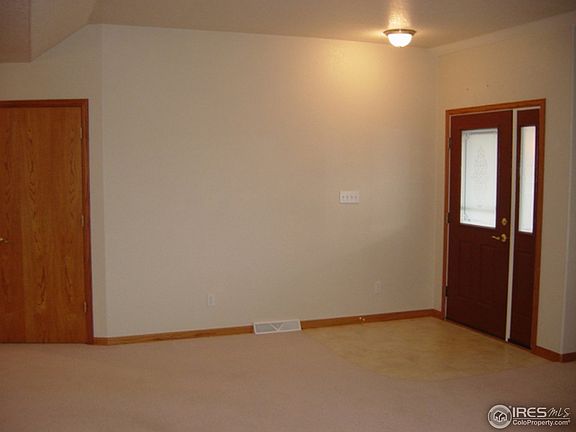 5th image of 815 Holly Dr Unit B