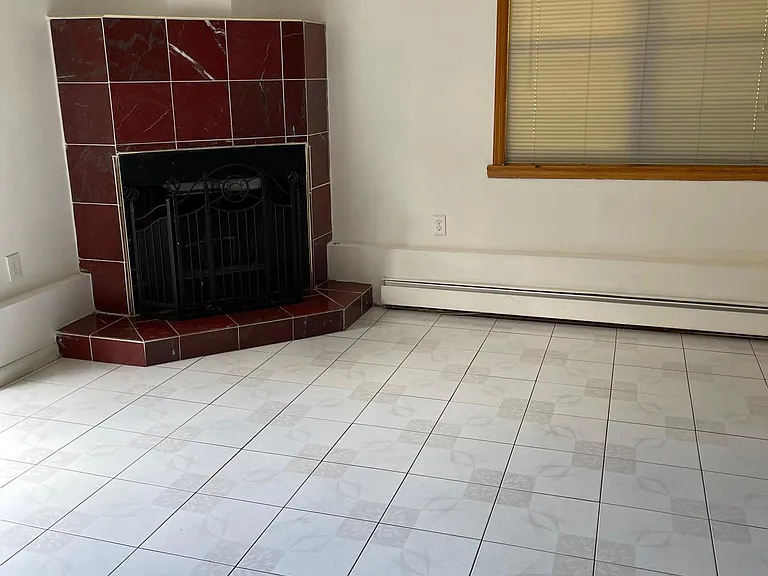106 Lincoln Ave — Photo 7