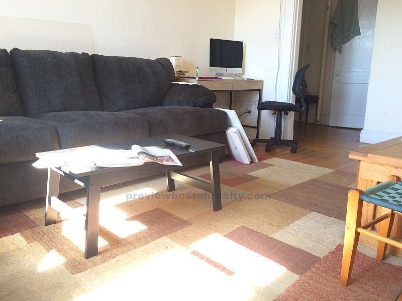 2nd image of 1715 Commonwealth Ave #D5