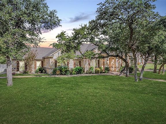 4th image of 202 Eagle Landing Dr