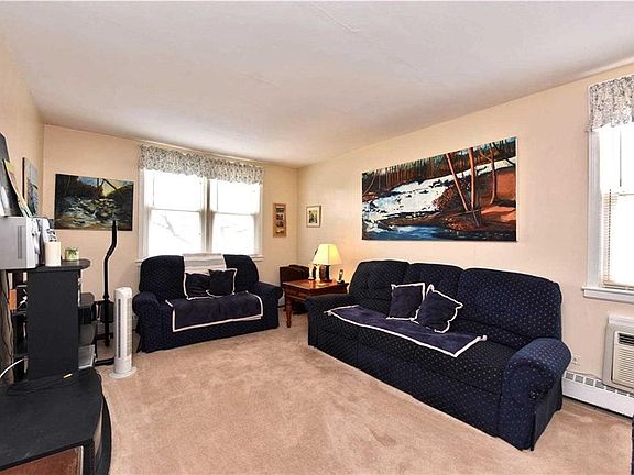 3rd image of 5405 Avenue S
