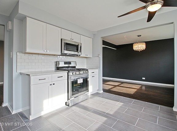 5th image of 384 Patricia Dr