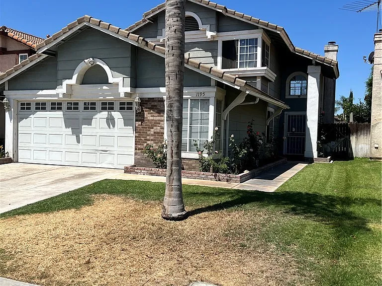 1195 Bautista Ln — Photo 2
