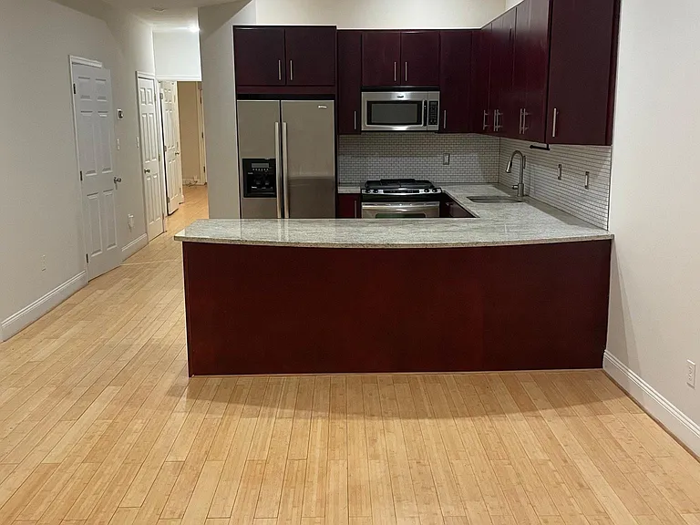 1328 W St NW #2 — Photo 4