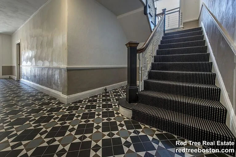 5 Barrows St #3 — Photo 3