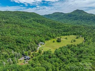 400 Kings Dr, Lake lure, NC 28746