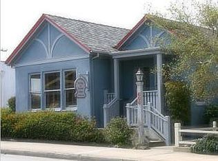 606 Forest Ave, Pacific Grove, CA