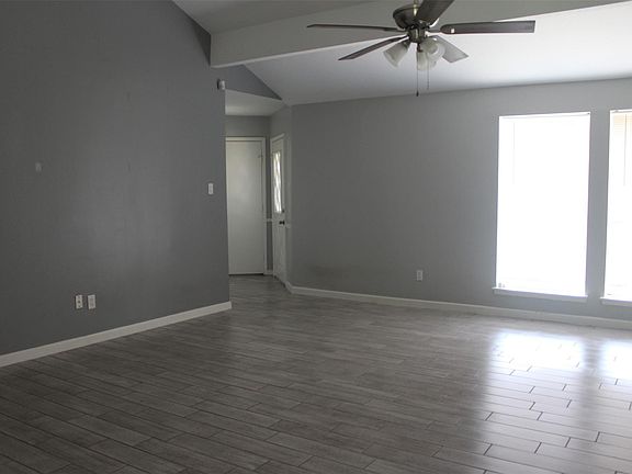 5th image of 22722 Carter Gate Dr