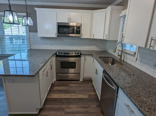 Frost Garden Apartments, 101 Cavin Ave #103-2, Mount Holly, NC 28120