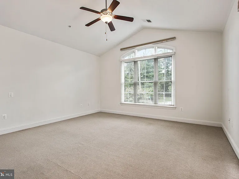 8319 Quarry Manor Ter — Photo 52