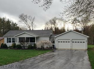 148 Gillen Ln, Mineral Point, PA 15942
