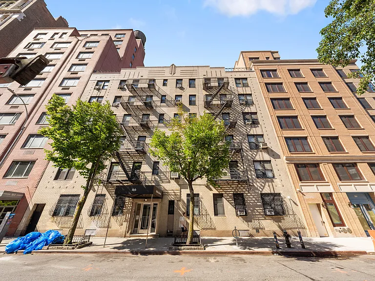 166 W 22nd St #4B — Photo 16