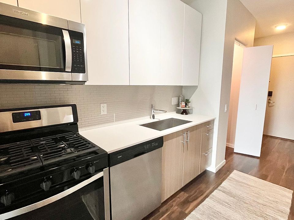 1st image of 1111 S Wabash Ave #205