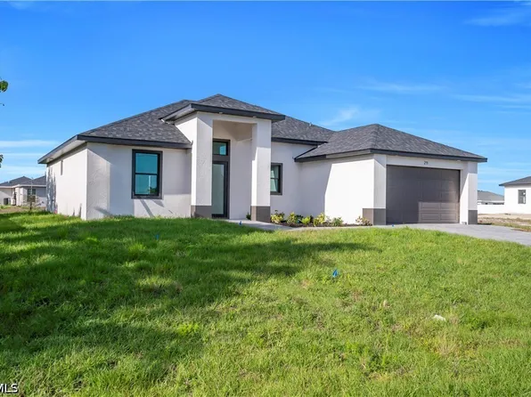 211 NE 15th Terrace Cpe, Coral, FL 33909