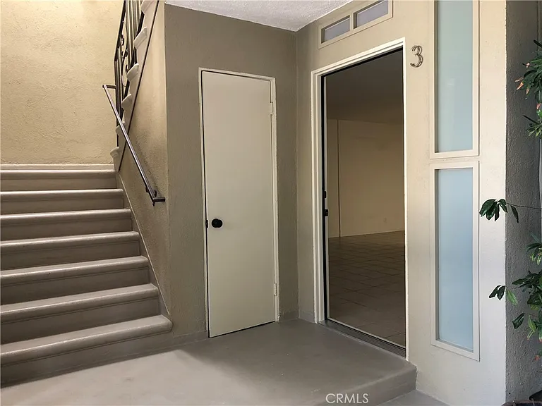 611 E Maple St #3 — Photo 30