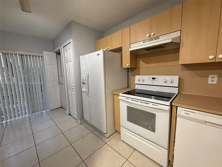 2901 SE 13th Rd #10541 — Photo 5