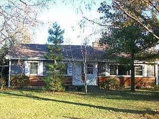 5th image of 5715 Woodland Dr