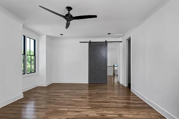 2929B Vaulx Ln — Photo 13