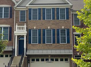 4325 Spring Foal Ct, Springdale, MD 20772