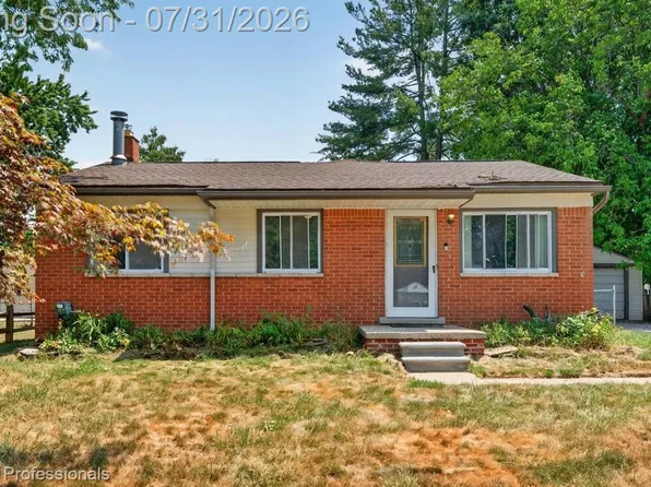 18180 Deering St, Livonia, MI 48152