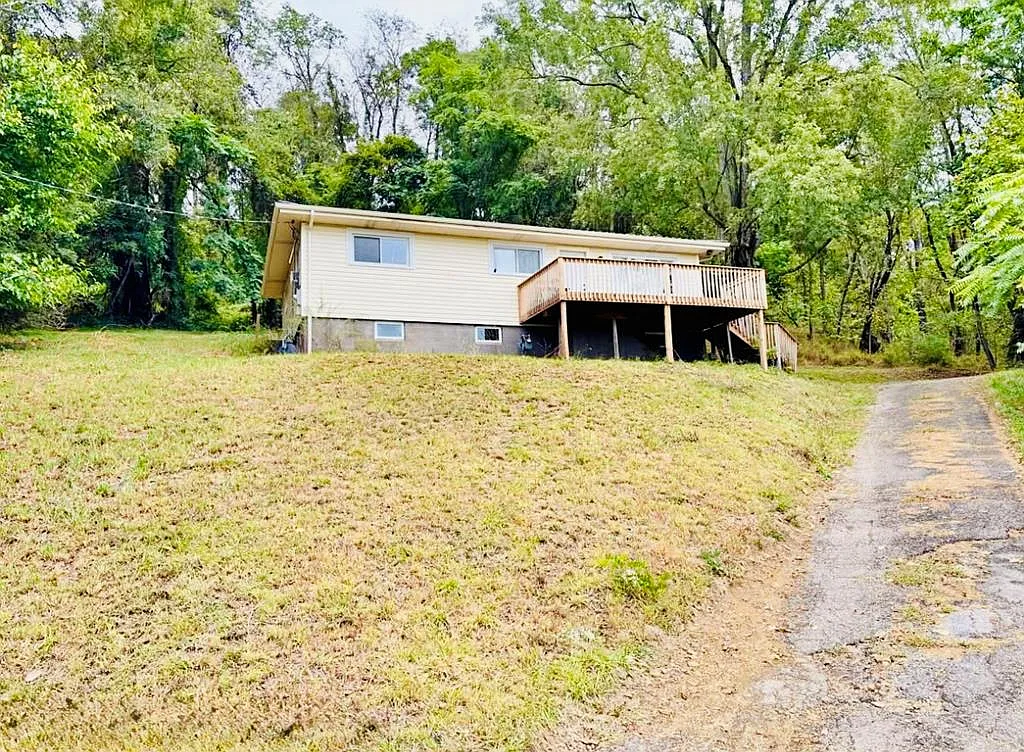 65 Lower Terrace Rd. photo 1