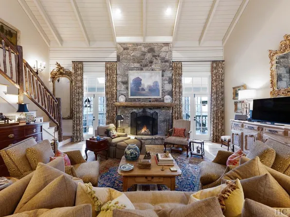 47 Courtside Cottage Way, Cashiers, NC 28717