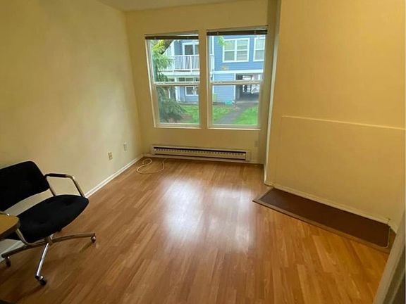 5th image of 6705 204th St SW APT B202