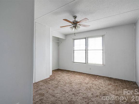 5th image of 2728 Polkville Rd