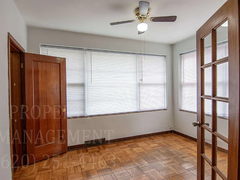 1110 W 5th St — Photo 19