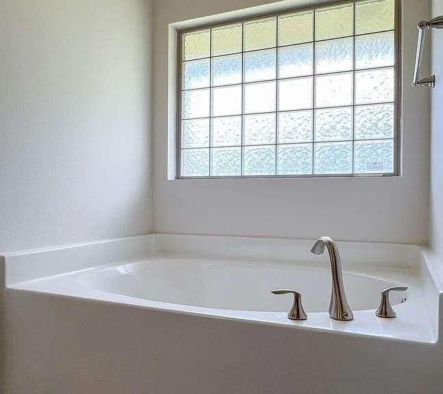 2080 Stennis Dr — Photo 20