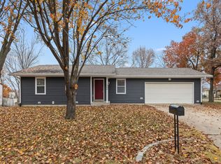 1309 Trading Post Ln, O'Fallon, MO 63366