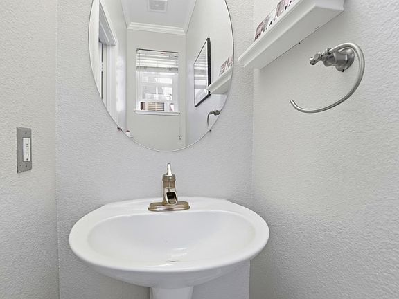 4th image of 119 Positano Cir