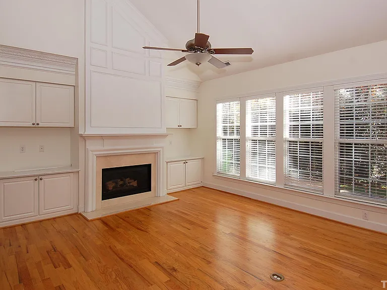 3611 Lion Ridge Ct — Photo 6