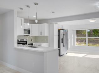 2213 3rd St SW, Vero Beach, FL 32962