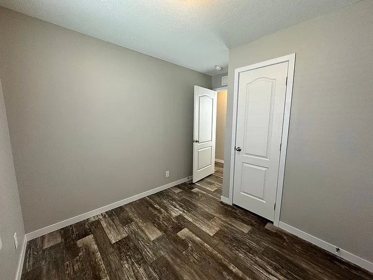 Westbridge Manor — Photo 109