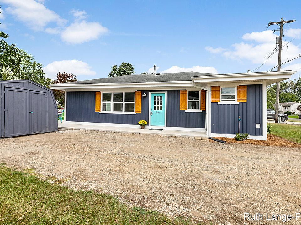 12895 Valley Dr, Wayland, MI 49348 Zillow