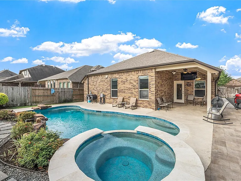 9534 Knox Prairie Ct — Photo 1