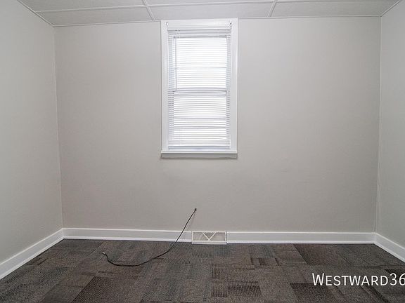 4th image of 4836 Northcote Ave #1F