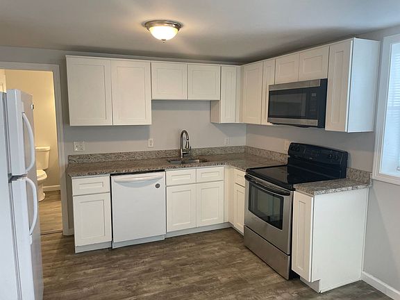 2nd image of 660 Douglas Ave APT 1