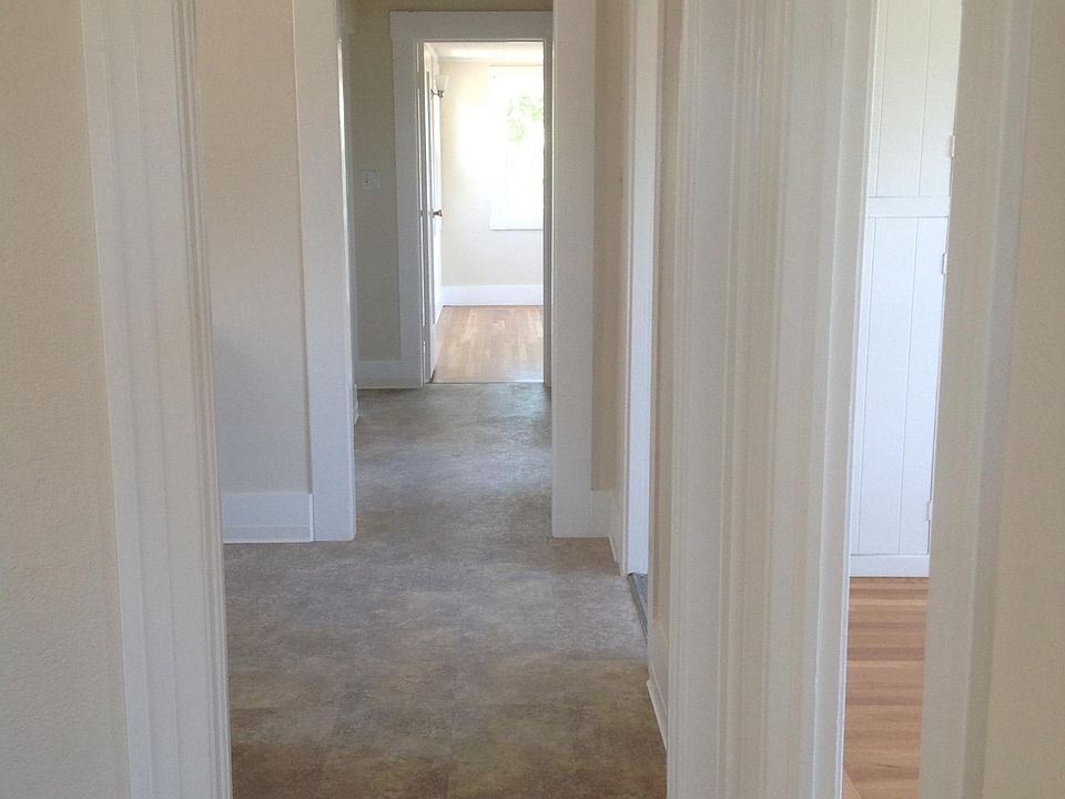 Hallway, new floors